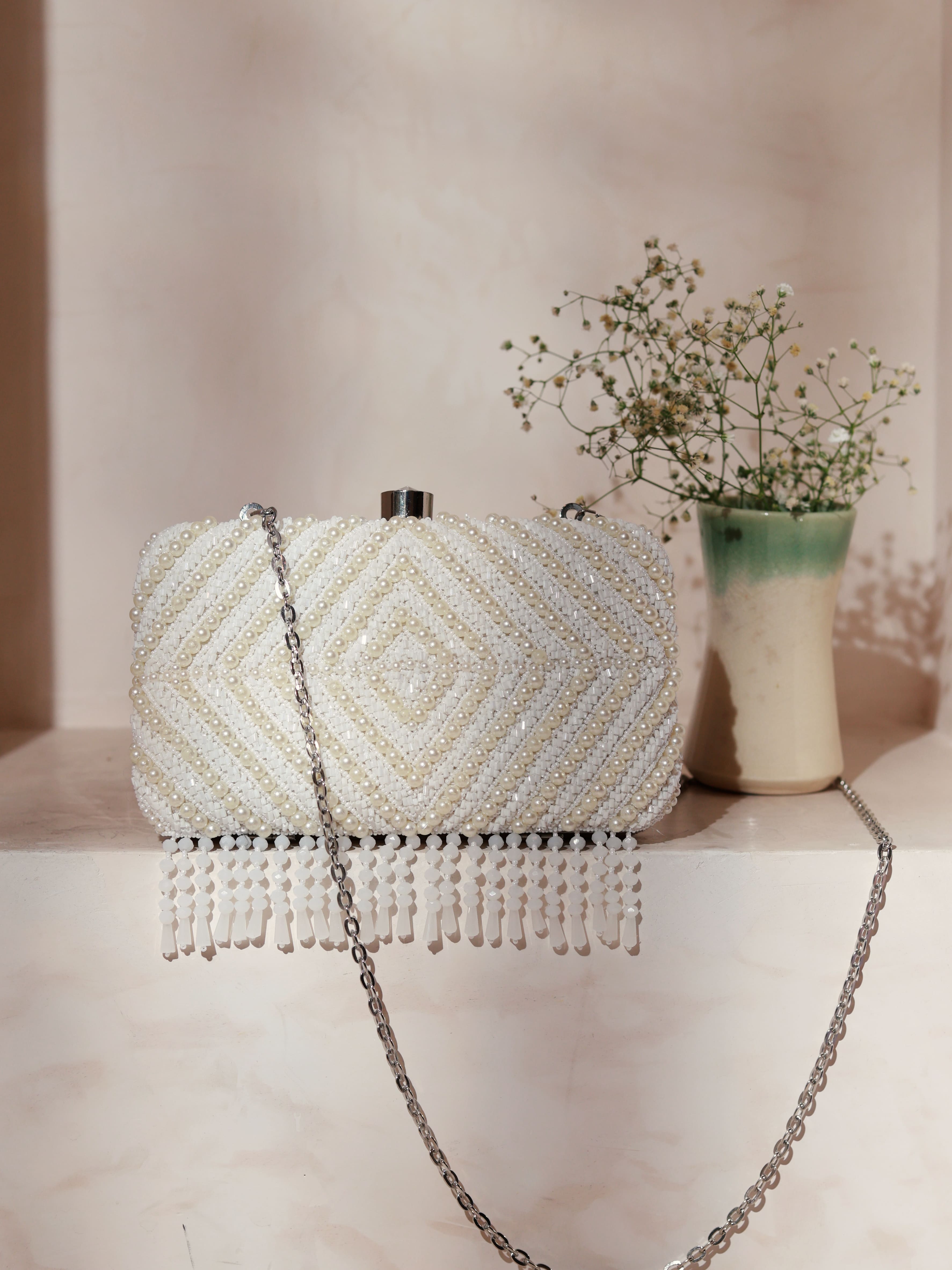 Top 10 Bridal Clutches to Elevate Your Lehenga Look