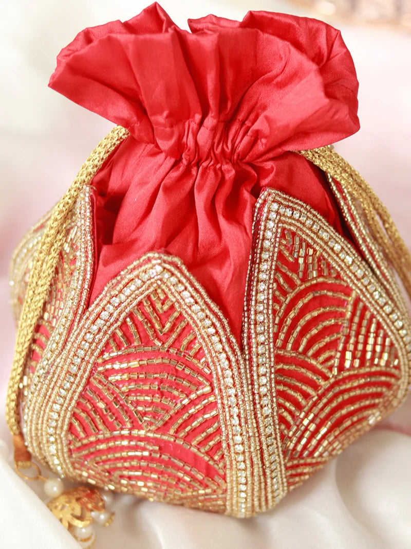 The Pop of Clutch in Tan