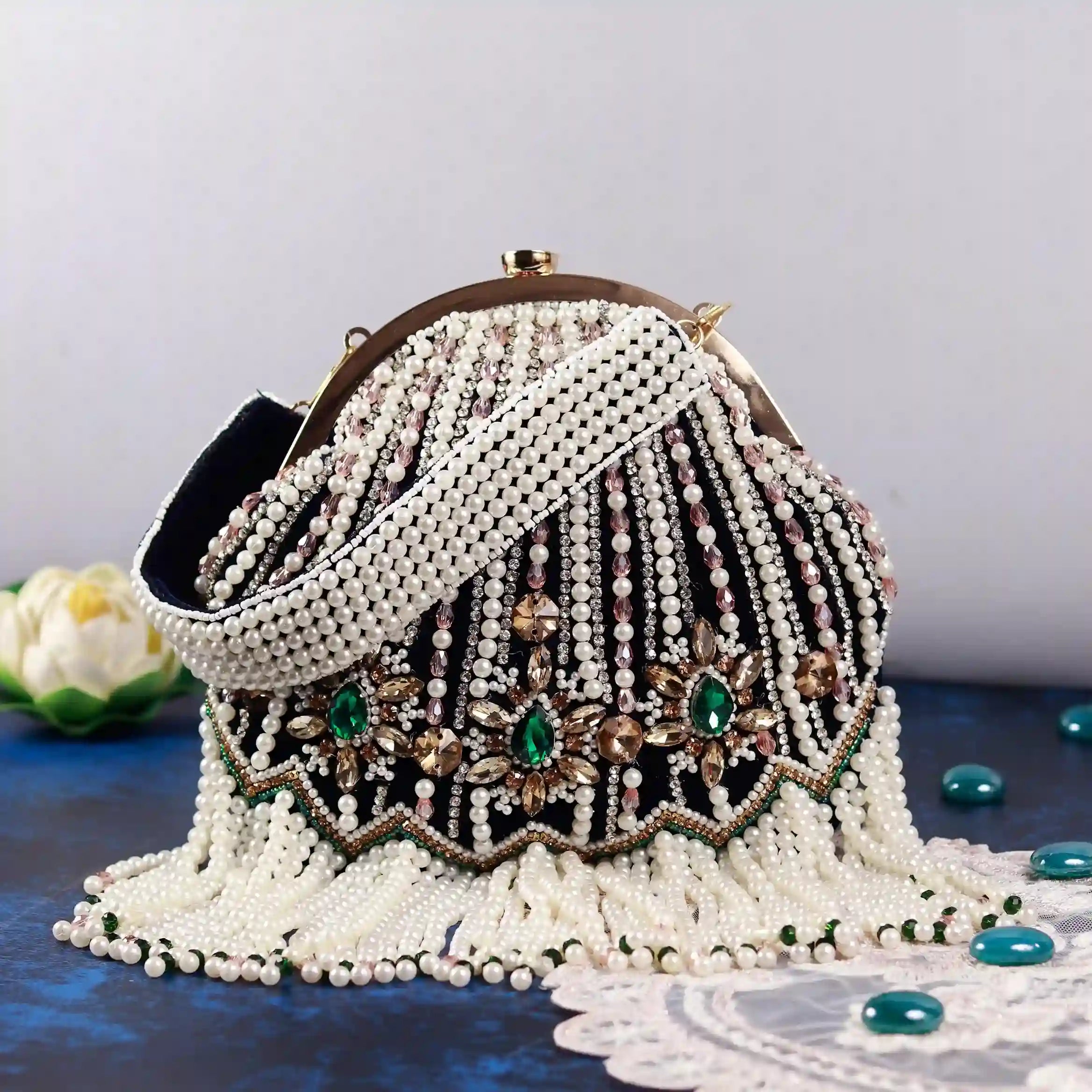 Frida Batua Bag with Detachable Handle - Black